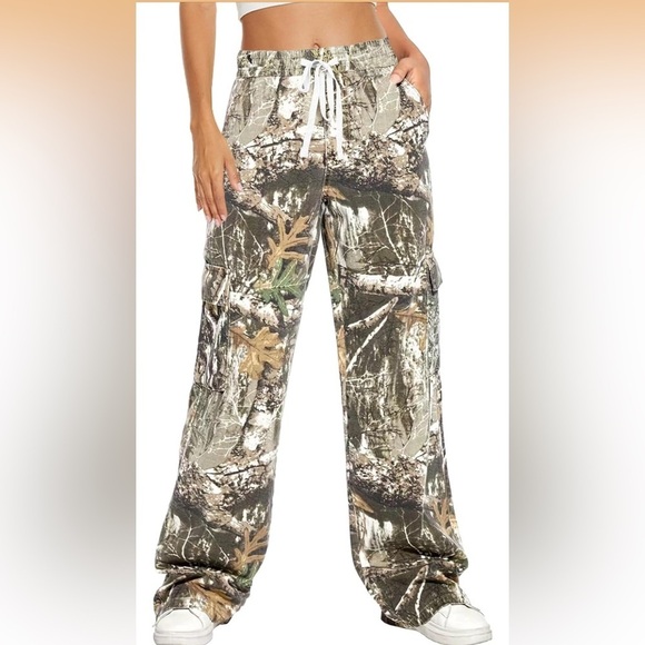 Pants - Camo Cargo Pants Size Large Brown Camouflage Wide Leg Pull On Style Relaxed Fit